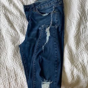 Holey skinny jeans